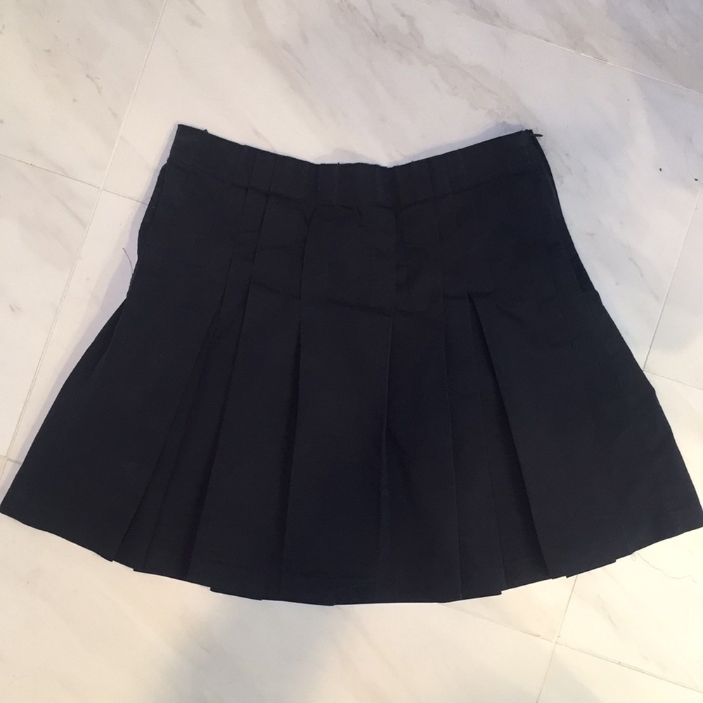 BOGO Sisley pleated navy skirt size 42